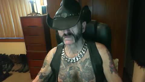 leathergreaser online show from 25, 10, 2025