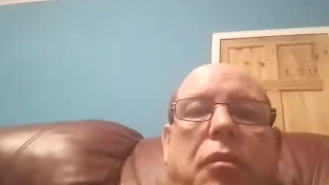 leatherpants68 online show from 16, 11, 2025