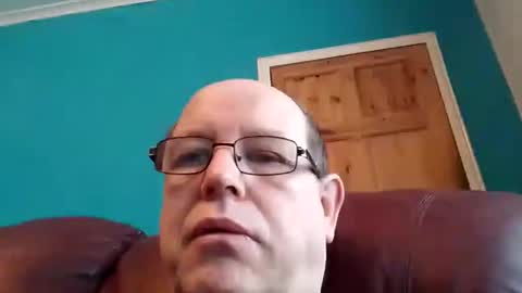 leatherpants68 online show from 2, 12, 2025