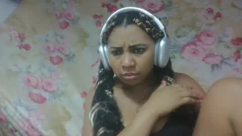 leatiana online show from 20, 4, 2026