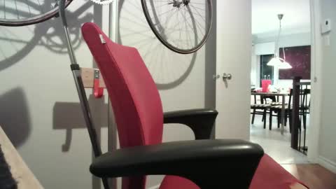 LeDoc  online show from 9, 10, 2025