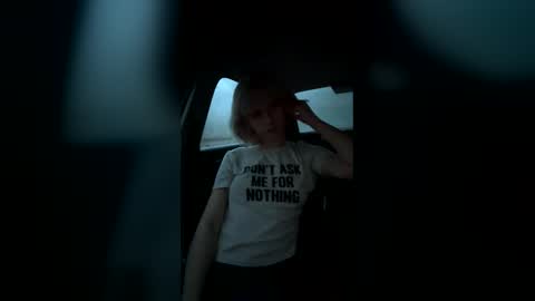 I am Melisa. Im new here. This is my first day online show from 10, 6, 2026