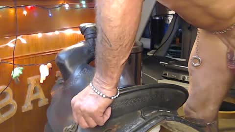 Lee Cox online show from 10, 10, 2025