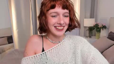 leelooyolo online show from 14, 10, 2025