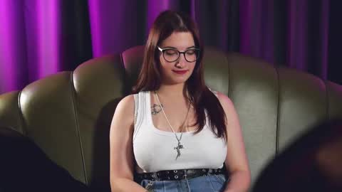 Mia online show from 11, 12, 2024