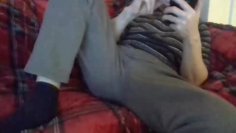 Snapshot of legacy2022 chatting on 9, 3, 2026 UK lover online show from 9, 3, 2026