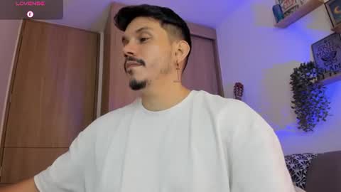 Alejandro online show from 21, 7, 2026