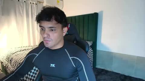 Snapshot of lei_77 chatting on 30, 10, 2025 Lei online show from 30, 10, 2025