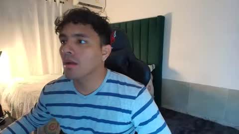 Snapshot of lei_77 chatting on 21, 11, 2025 Lei online show from 21, 11, 2025