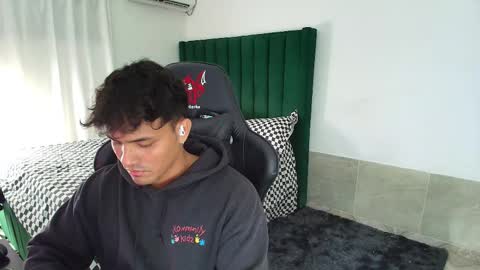 Snapshot of lei_77 chatting on 3, 2, 2026 Lei online show from 3, 2, 2026