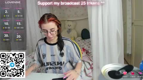 Snapshot of leia_moreno chatting on 14, 9, 2025 leia_moreno online show from 14, 9, 2025