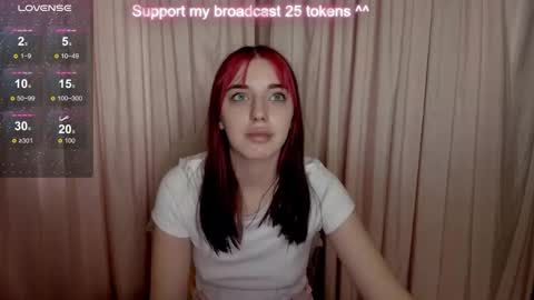 Snapshot of leia_moreno chatting on 23, 9, 2025 leia_moreno online show from 23, 9, 2025