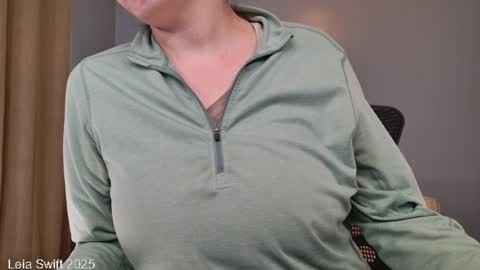 Leia Swift online show from 14, 2, 2025