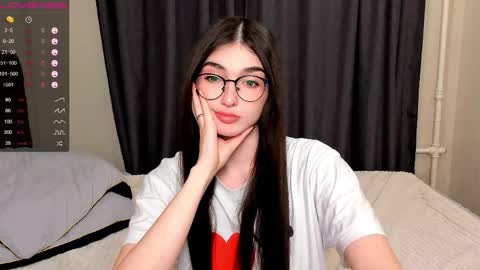 Leila online show from 29, 4, 2026