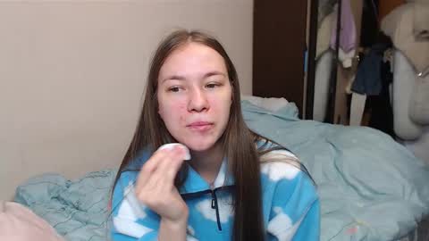 leila_bambi online show from 13, 2, 2025