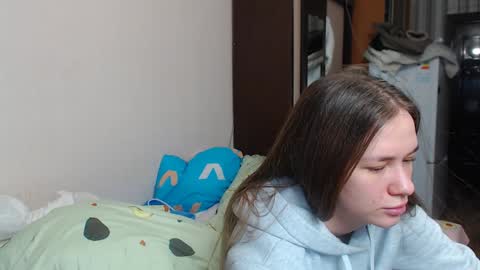 leila_bambi_ online show from 15, 1, 2025