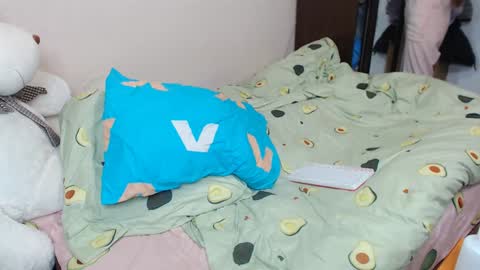 leila_bambi_ online show from 21, 1, 2025