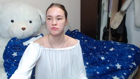 leila_bambi_ online show from 28, 1, 2025