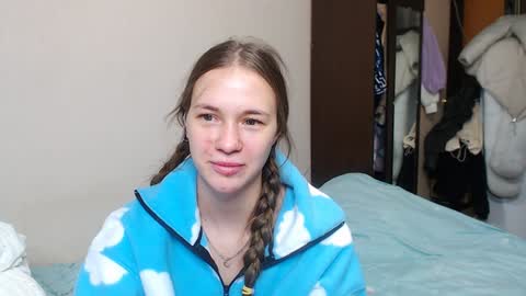 leila_bambi_ online show from 5, 2, 2025