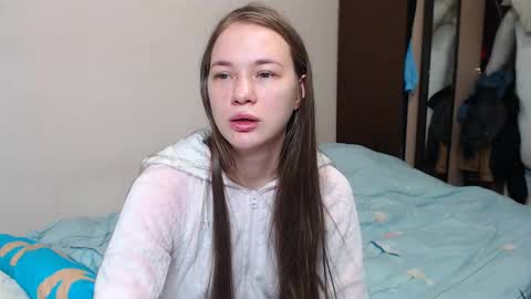 leila_bambi_ online show from 17, 2, 2025