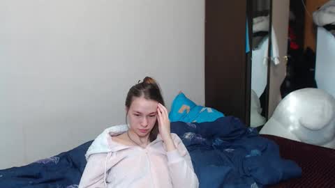 leila_bambi_ online show from 22, 2, 2025