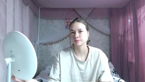 leila_bambi_ online show from 23, 11, 2025