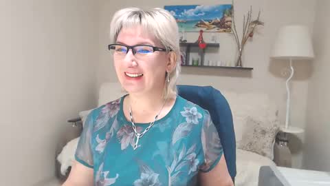 Leila Kinky online show from 29, 1, 2025