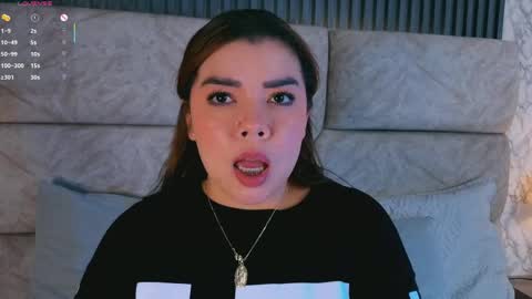 leilapons online show from 30, 4, 2026