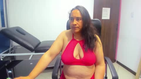 Snapshot of leilasmith_ chatting on 19, 2, 2026 Leila online show from 19, 2, 2026