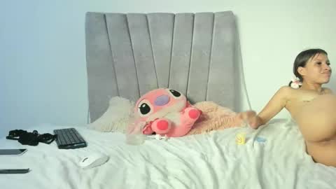 lelany_evans online show from 13, 5, 2026