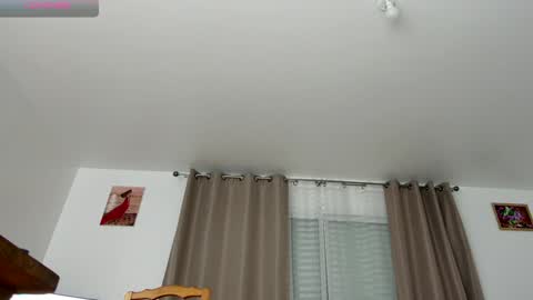 Snapshot of lelena1319 chatting on 4, 1, 2025 YOUR ELENA online show from 4, 1, 2025