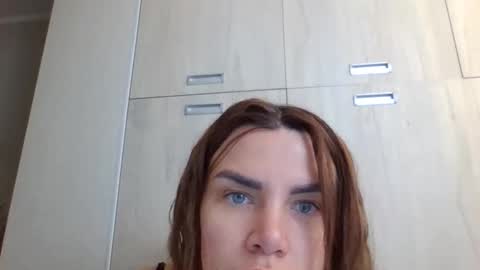 lena6122000 online show from 12, 9, 2025