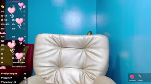 Snapshot of lena_roses chatting on 2, 12, 2024 Lena online show from 2, 12, 2024