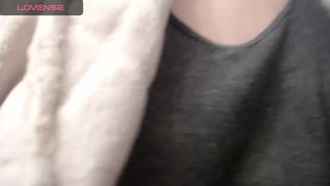 lenagolden online show from 30, 1, 2025