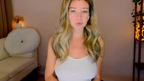 Snapshot of lenamuti chatting on 15, 7, 2026 Lena online show from 15, 7, 2026