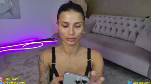 Lenna Goddess online show from 13, 9, 2025