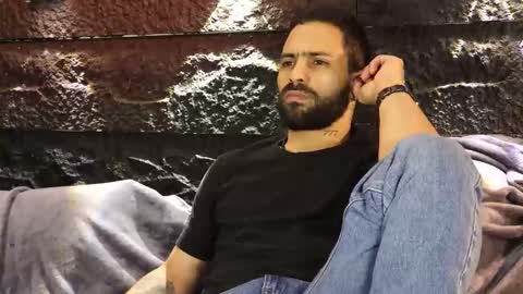 Leo  Diaz online show from 18, 11, 2025