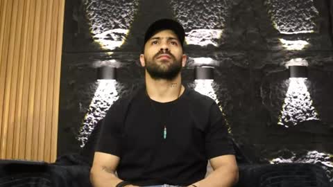 Leo  Diaz online show from 28, 4, 2026