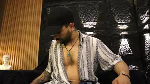 Leo  Diaz online show from 4, 5, 2026