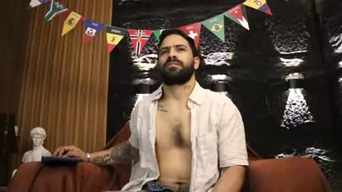 Leo  Diaz online show from 23, 6, 2026