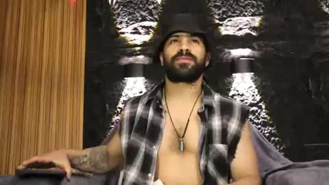 Leo  Diaz online show from 30, 6, 2026