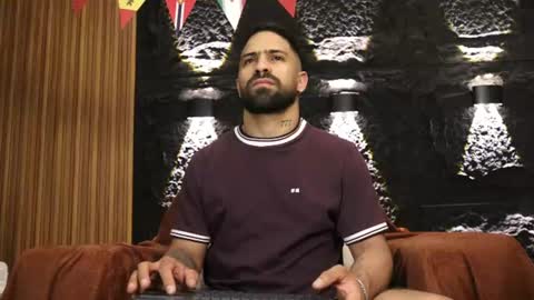 Leo  Diaz online show from 10, 7, 2026
