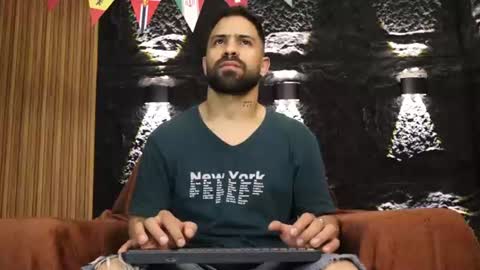 Leo  Diaz online show from 11, 7, 2026
