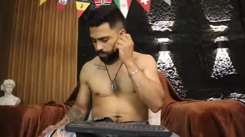 Leo  Diaz online show from 14, 7, 2026