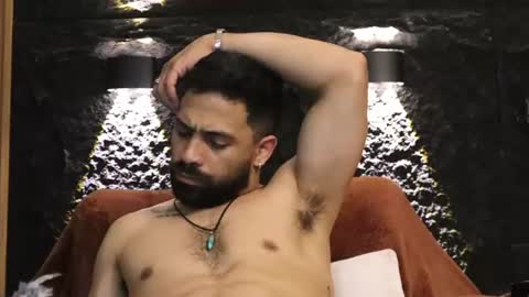 Leo  Diaz online show from 18, 7, 2026