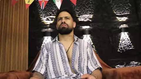 Leo  Diaz online show from 23, 7, 2026