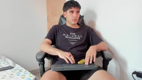 Leo Jones online show from 2, 1, 2025