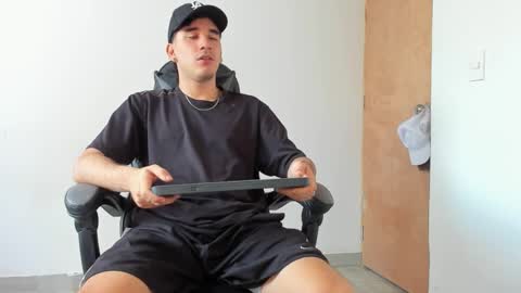 Leo Jones online show from 20, 2, 2025