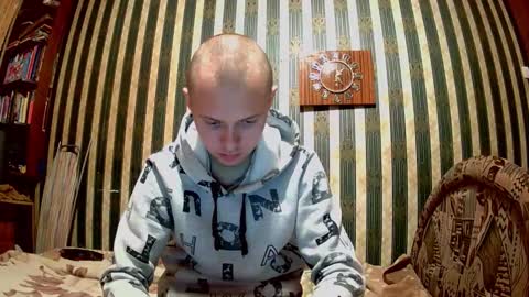 leo_timm online show from 10, 9, 2025