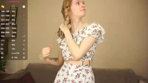 Hello Im Roxy Im just starting my journey here so lets get acquainted online show from 17, 2, 2026